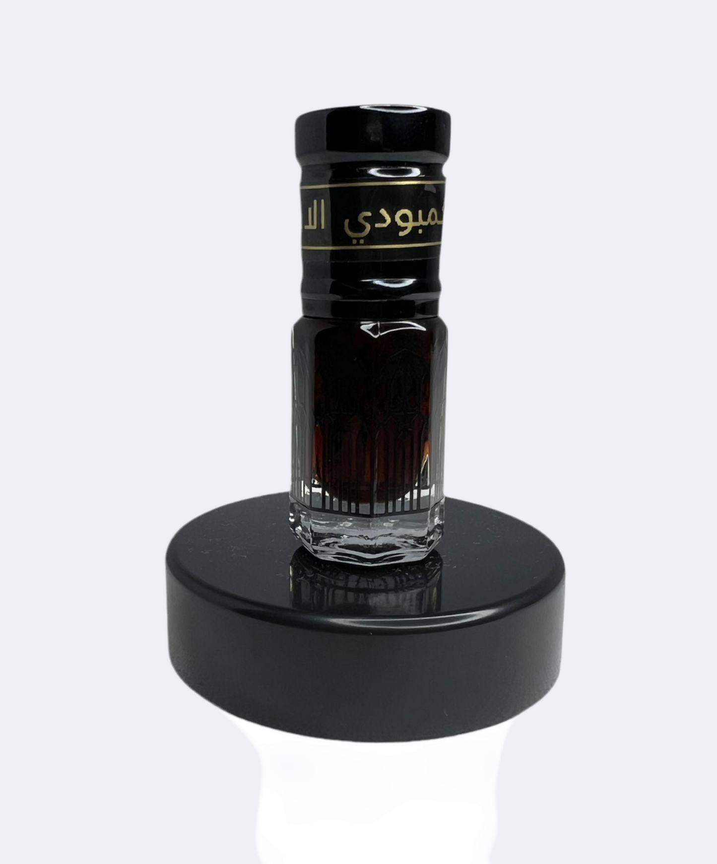 دهن عود كمبودي الأحمر